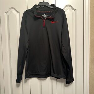 Nike Therma-Fit Men’s 1/4 Zip Sweatshirt Size XL.